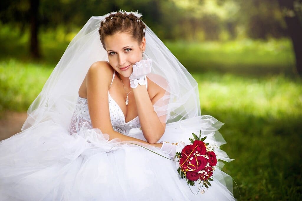 طرق مجربة وفعالة لتنظيف بشرة العروس قبل الزفاف